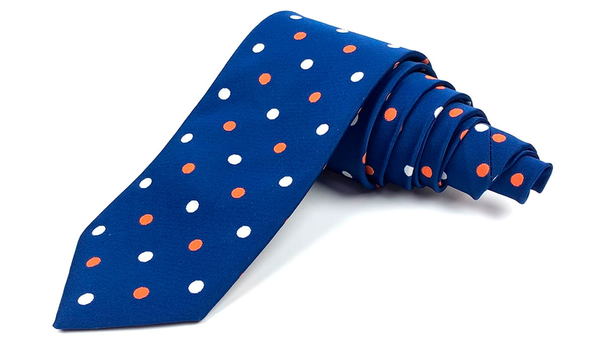 Пошив корпоративных галстуков с логотипом